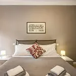 Gasthuis Orange 4*