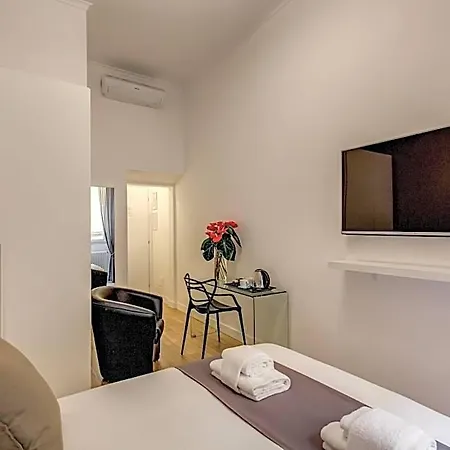 Πανσιόν Orange 4*