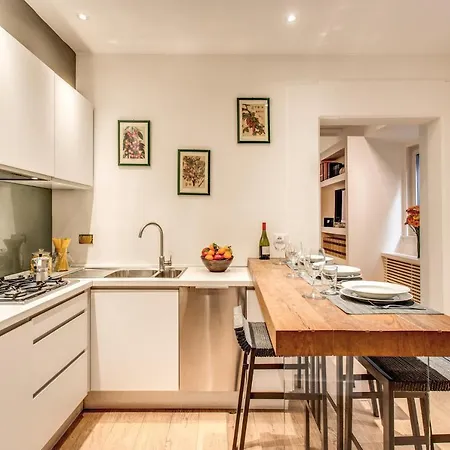 Konukevi Orange Roma